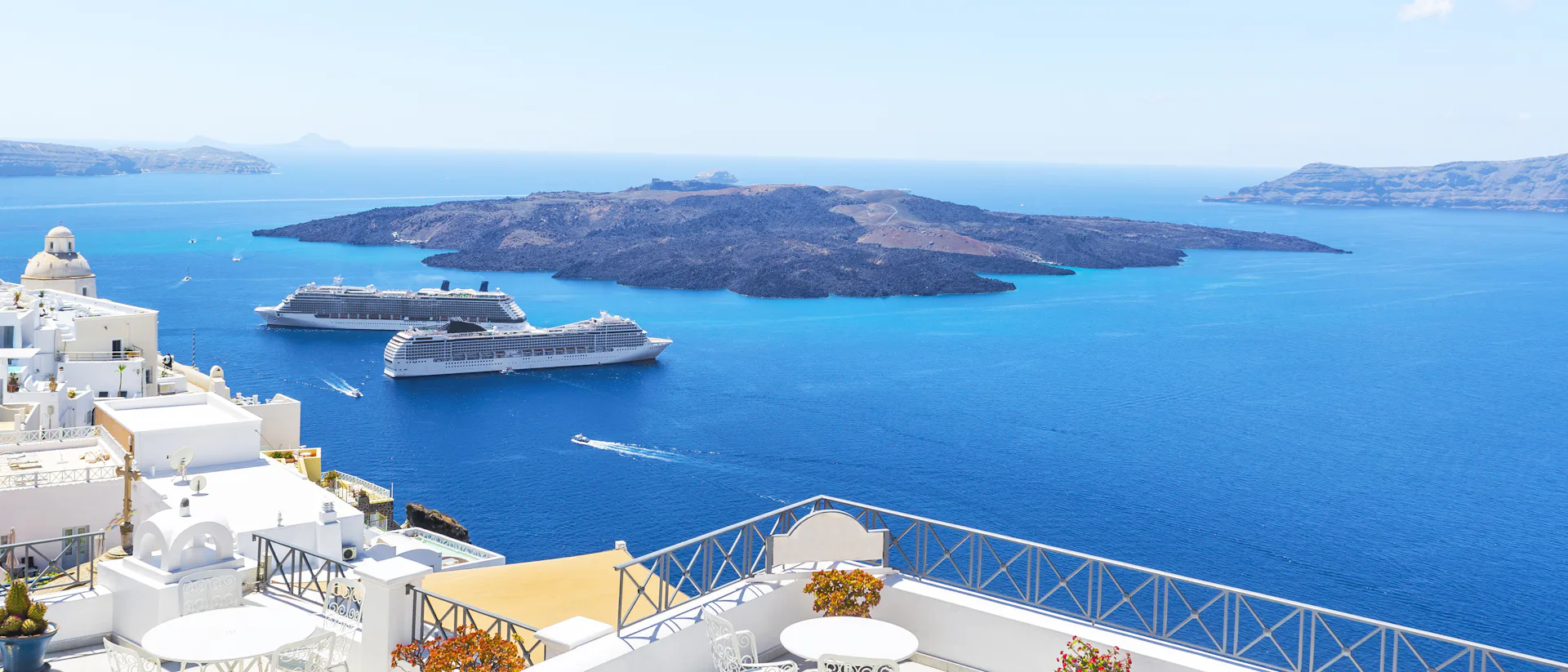 Her finner du Middelhavets fineste cruise - opplev flere spennende destinasjoner på en og samme reise. Middelhavet er blant Tickets mest bestilte ruter og det er ikke vanskelig å forstå hvorfor.